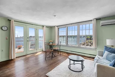 137R Front, Marblehead, MA 01945 - Photo 14