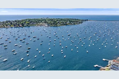 137R Front, Marblehead, MA 01945 - Photo 6