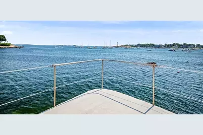 137R Front, Marblehead, MA 01945 - Photo 20