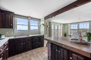 137R Front, Marblehead, MA 01945 - Photo 16