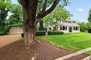 52 Standish St, Duxbury, MA 02332 - Photo 2