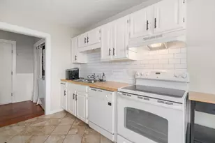 21 Middlesex Ave, Worcester, MA 01604 - Photo 8