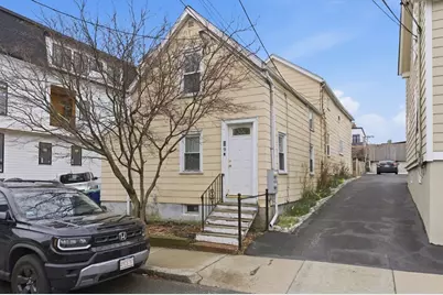 9 Clyde St #9, Somerville, MA 02145 - Photo 12