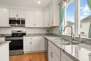 45 Douglas St, Weymouth, MA 02190 - Photo 6