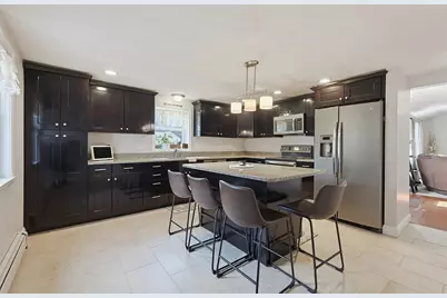 7 Alma Ter, Peabody, MA 01960 - Photo 2