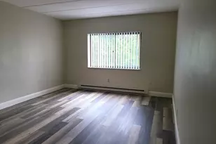 566 Washington St, Weymouth, MA 02188 - Photo 16