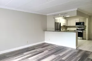 566 Washington St, Weymouth, MA 02188 - Photo 4