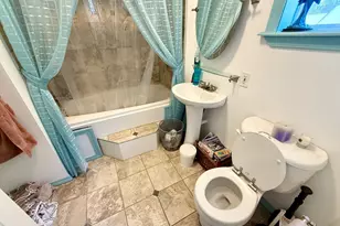 66 Barrison St, Springfield, MA 01109 - Photo 24