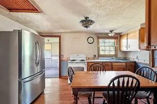 141 New Ludlow Rd, Granby, MA 01033 - Photo 14