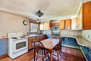 141 New Ludlow Rd, Granby, MA 01033 - Photo 4