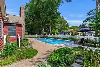 5 Bourbeau Terrace, Newburyport, MA 01950 - Photo 2