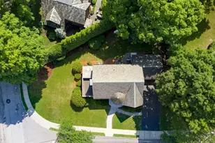 8 Bruce Ln, Newton, MA 02458 - Photo 38