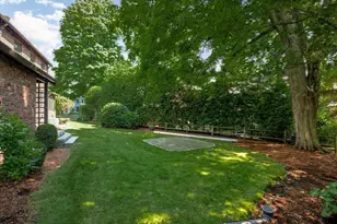 8 Bruce Ln, Newton, MA 02458 - Photo 28