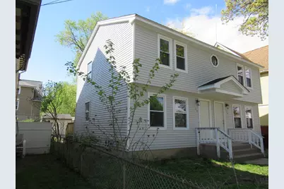 128 Woodmont St, Springfield, MA 01104 - Photo 2