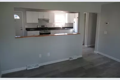 128 Woodmont St, Springfield, MA 01104 - Photo 26