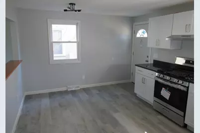 128 Woodmont St, Springfield, MA 01104 - Photo 24