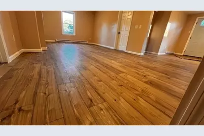 81 McCarthy Ave, Chicopee, MA 01020 - Photo 18