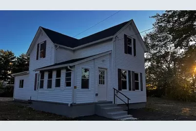81 McCarthy Ave, Chicopee, MA 01020 - Photo 4