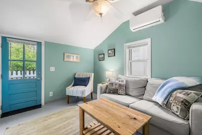 13 Woodland Cir #2, Wareham, MA 02571 - Photo 6