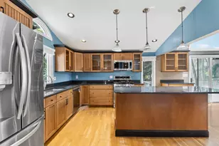 4 Jimmy St, Franklin, MA 02038 - Photo 16