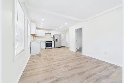 915 Rockdale Ave, New Bedford, MA 02740 - Photo 8
