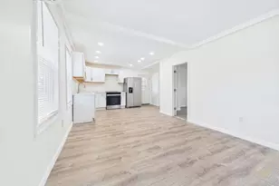 915 Rockdale Ave, New Bedford, MA 02740 - Photo 8