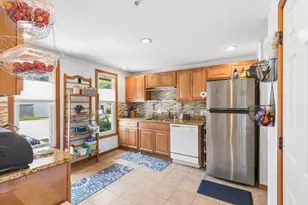 14 Grove Square, Randolph, MA 02368 - Photo 8