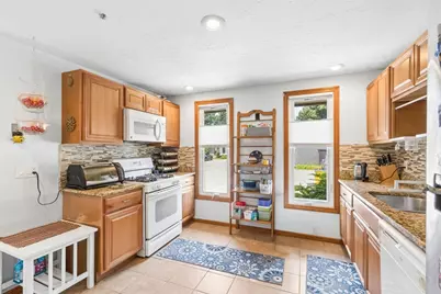 14 Grove Square #14, Randolph, MA 02368 - Photo 6