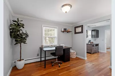 105 Whitman Ave, Melrose, MA 02176 - Photo 8