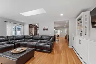105 Whitman Ave, Melrose, MA 02176 - Photo 6