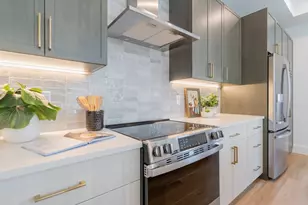 13 Bird St, Boston, MA 02125 - Photo 8