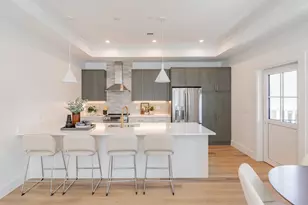 13 Bird St, Boston, MA 02125 - Photo 6