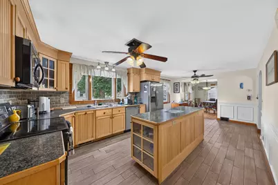 504 Twichell St, Athol, MA 01331 - Photo 8