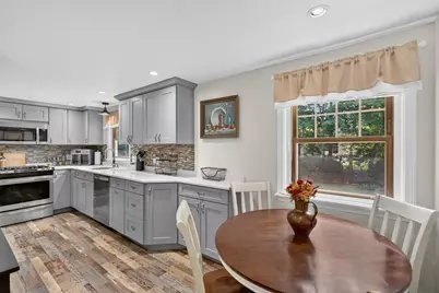 46 Esta Rd, Plymouth, MA 02360 - Photo 2