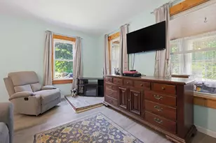 85 Fisher St, Holliston, MA 01746 - Photo 22
