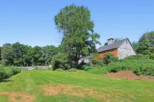 85 Fisher St, Holliston, MA 01746 - Photo 36