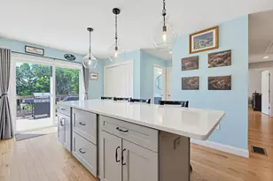 85 Fisher St, Holliston, MA 01746 - Photo 10
