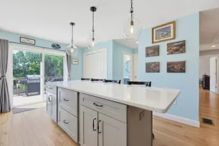 85 Fisher St, Holliston, MA 01746 - Photo 10