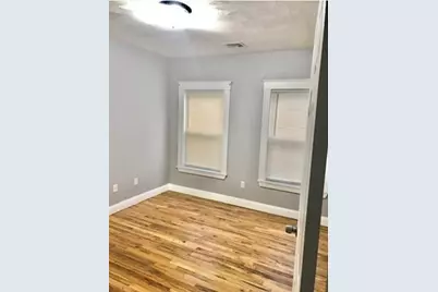 220 Pearl Street #3, Somerville, MA 02145 - Photo 2