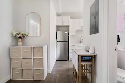 81 Park Drive #25, Boston, MA 02215 - Photo 2