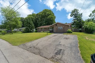 31 Stephen Dr, Brockton, MA 02302 - Photo 4