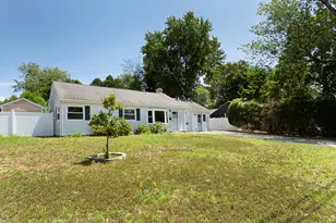 18 Brookfield Terrace, Framingham, MA 01701 - Photo 2