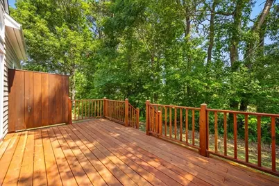 9 Blue Meadow Ct #9, Bourne, MA 02532 - Photo 4