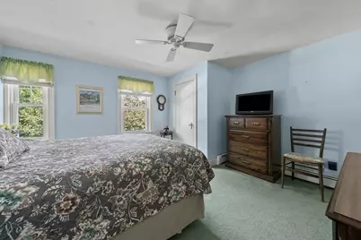 17 Perry Ave, Lynnfield, MA 01940 - Photo 24
