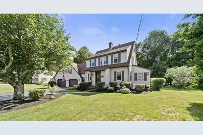 17 Perry Ave, Lynnfield, MA 01940 - Photo 2