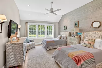 10 & 12 Boldwater Road, Edgartown, MA 02539 - Photo 18