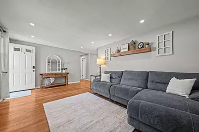 19 Magnolia St, Saugus, MA 01906 - Photo 4