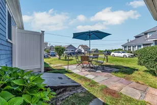 411 Maravista Ave, Falmouth, MA 02536 - Photo 10