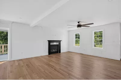 44 Slade St, Dartmouth, MA 02747 - Photo 6