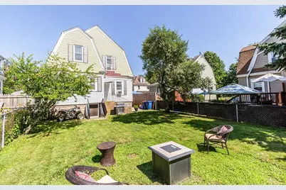 5 Jenny Lind St, New Bedford, MA 02740 - Photo 2